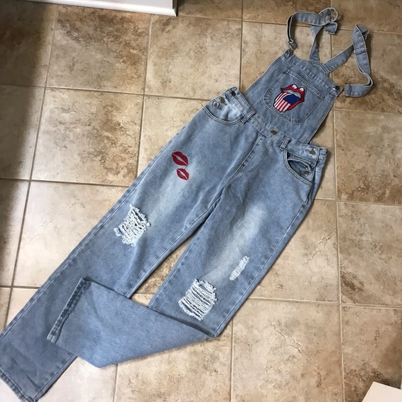 💋Unique Distressed/Embroidered Overalls - Picture 2 of 12